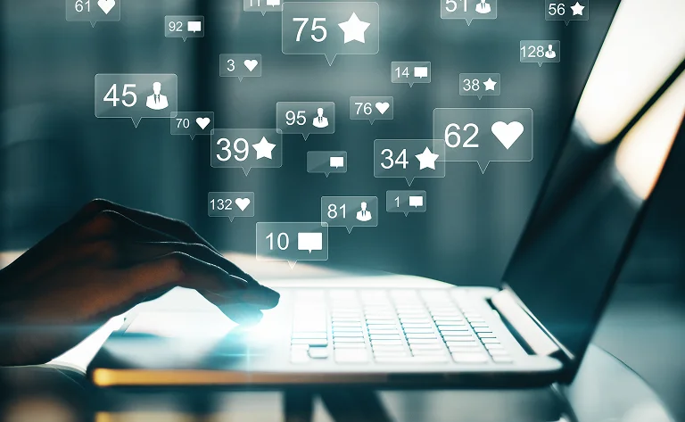 computer keyboard and social media notification gr